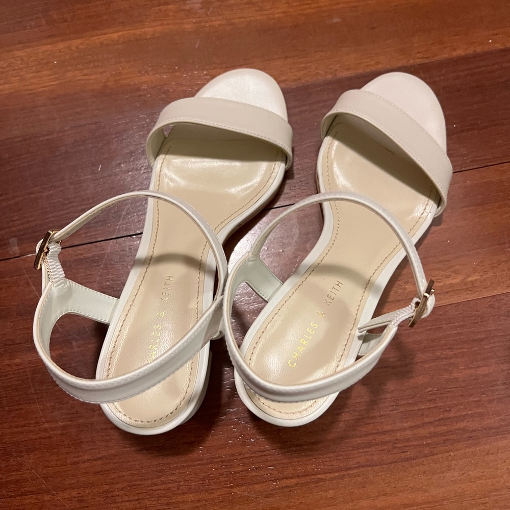 Charles & Keith low heel sandals